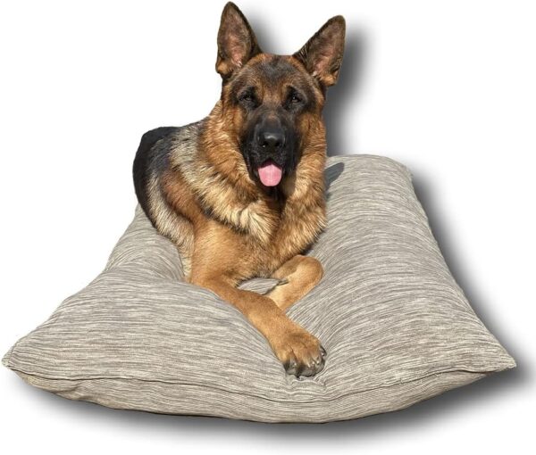 Cuscino per cani resistente e morbido. Cuscino per cani resistente e morbido.